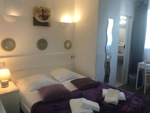 Le Castelet Hotell Saintes-Maries-de-la-Mer Exteriör bild